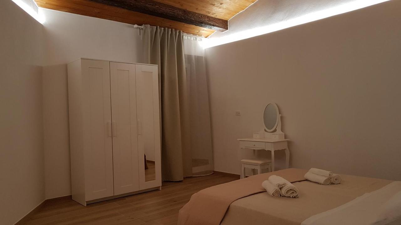 Il Centro Storico Villa Grottole Luaran gambar