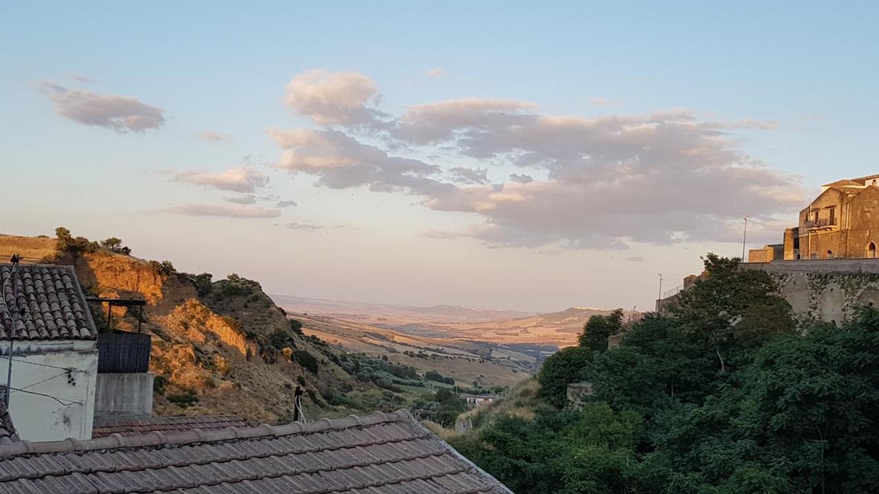 Il Centro Storico Villa Grottole Luaran gambar