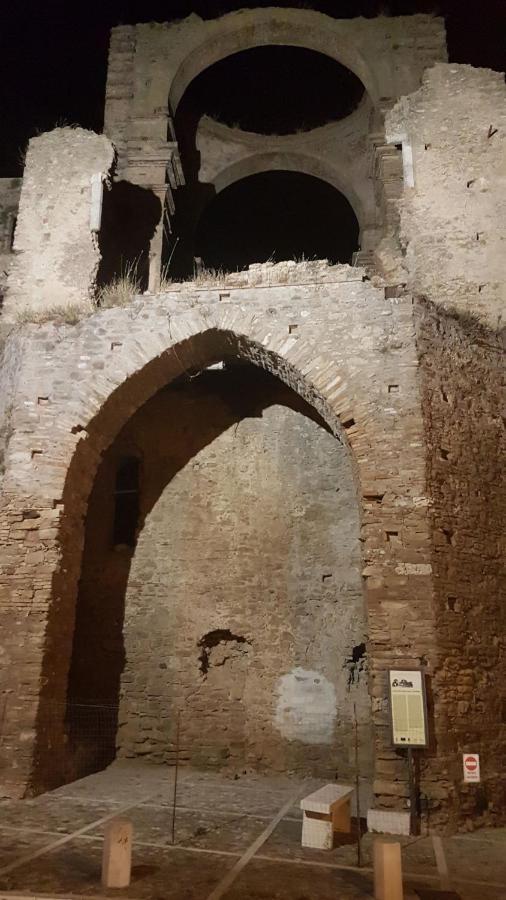 Il Centro Storico Villa Grottole Luaran gambar